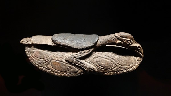 wooden headrest from the Nagodombi of Yesimbit, in East Sepik, Papua New Guinea