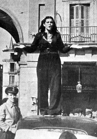 Spanish Civil War Republican militia female guard addressing a crowd in Madrid 1935