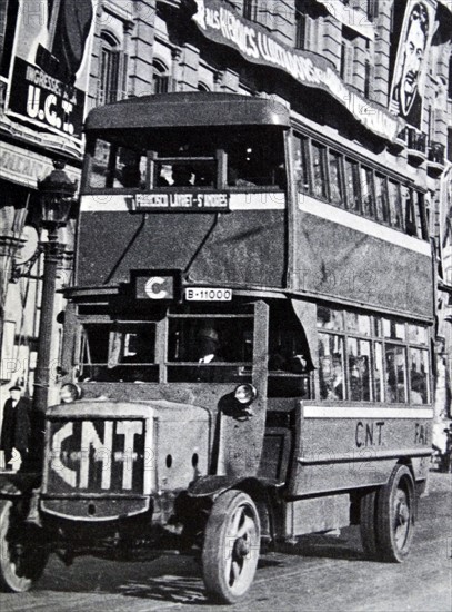 Spanish Bus under the authority of the CNT