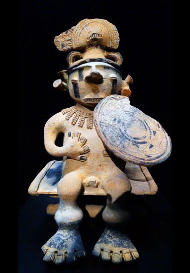 Terracotta statuette of a person of high rank from Colombia