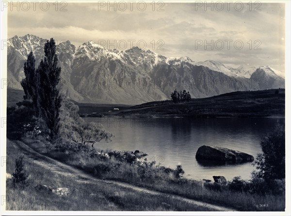 Photograph of Lake Wakatipu, Queenstown, New Zealand