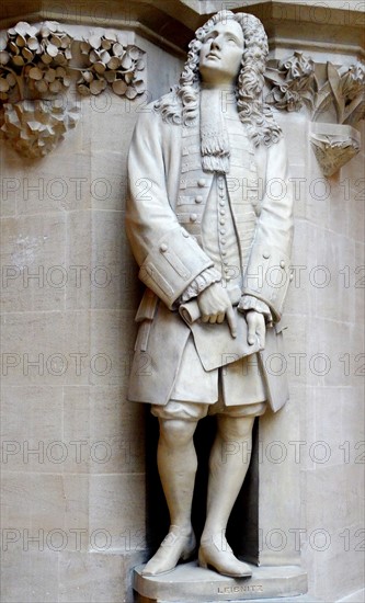 Statue of Gottfried Wilhelm Leibniz