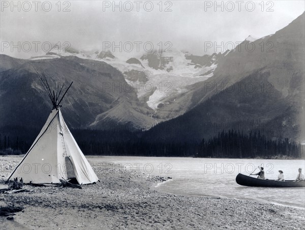 Photograph of Maligne Lake and Mt Unwin, Jasper National Park