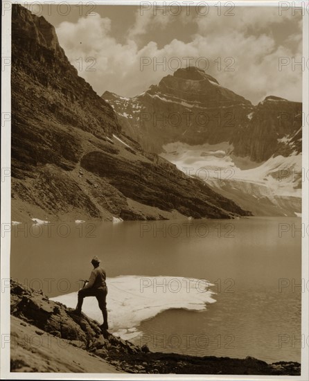 Photograph of Lake McArthur, Canada