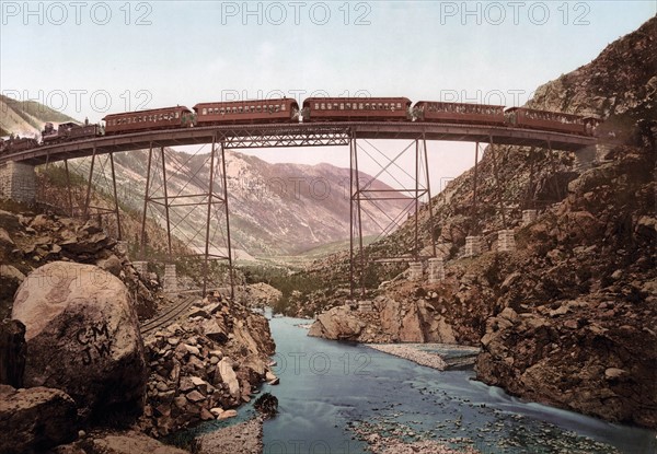 the Santa Fe Railroad was extended first to Flagstaff (the closest city to the Canyon