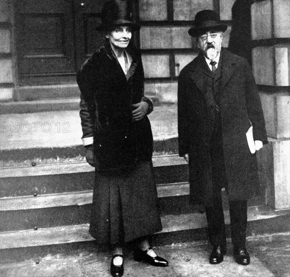 Beatrice and Sidney webb 1930. Sidney James Webb, 1st Baron Passfield PC OM (13 July 1859 – 13 October 1947) was a British socialist, economist, reformer and a co-founder of the London School of Economics. Martha Beatrice Webb, Lady Passfield (née Potte