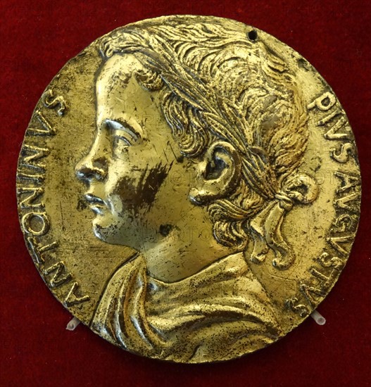 Coin depicting a young Antoninus Pius