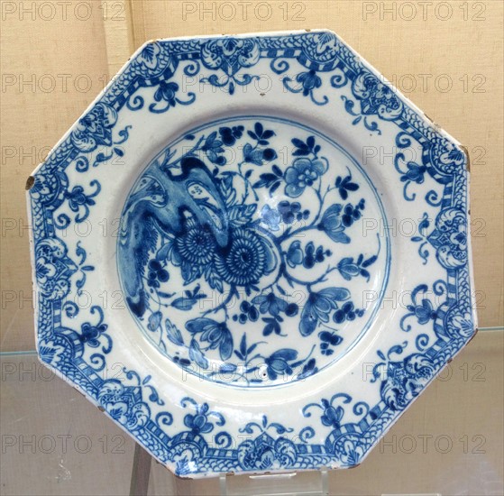 Porcelain bowl