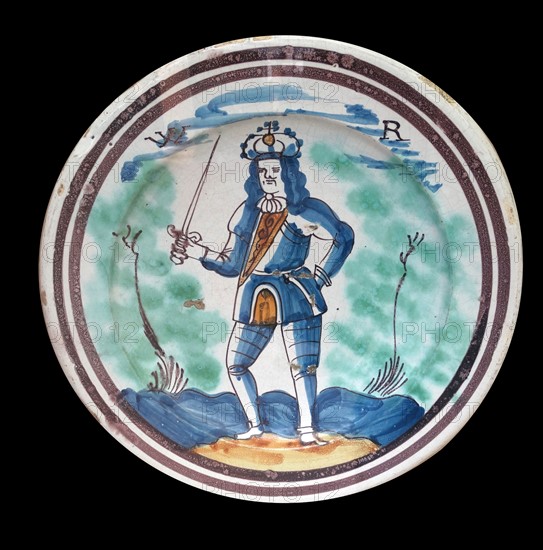 Tin-glazed earthenware dish