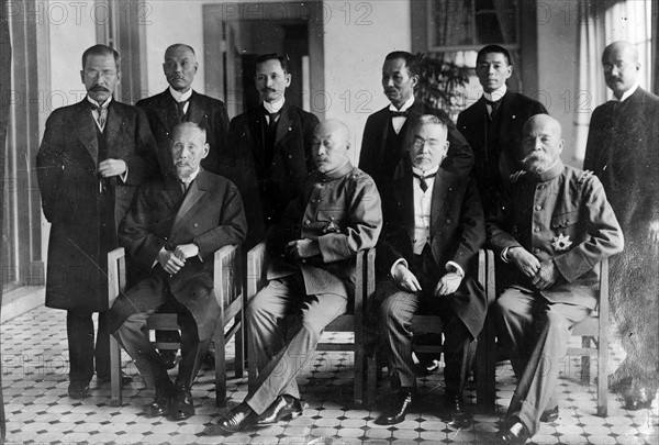 Photograph shows Count Terauchi Masatake with his cabinet.