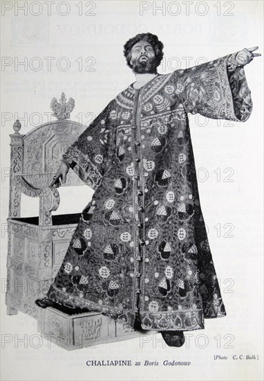 Feodor Chaliapin in the title role in the opera 'Boris Godunov'