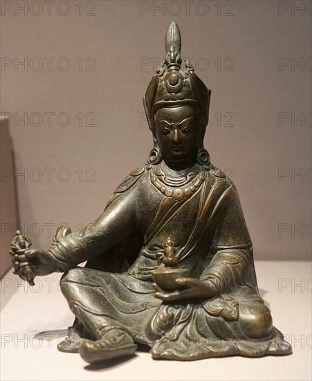 Bronze seated figures of Avalokiteshvara