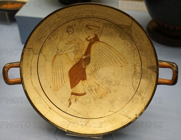 White-ground kylix