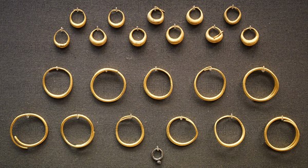 Finger rings from ancient Egypt
