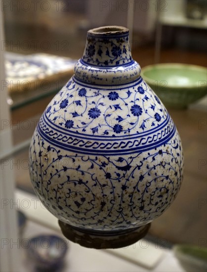 Cut down bottle with underglaze from Iznik