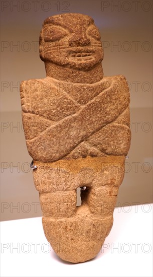 Peg-base stone figure