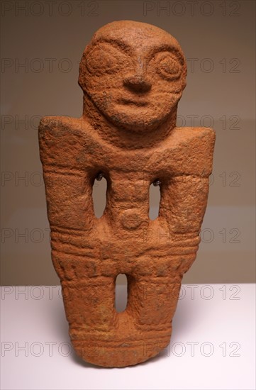 Peg-base stone figure