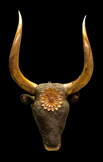Silver rhyton in the shape of a bovine head