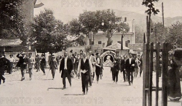 Jubilant Austrian crowds