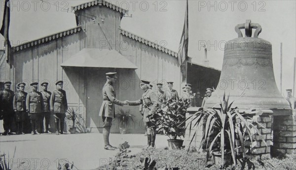 The king of Belgium Albert I greets General Plummer