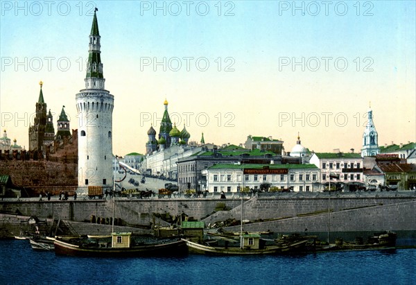 The Kremlin towards the Place rouge; Moscow