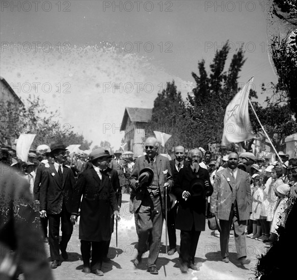 Lord Arthur Balfour at Jewish colonies