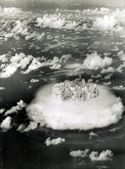 Mushroom cloud on Bikini Atoll