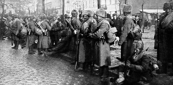 WWI: Russian Columnin Warsaw, Poland 1915