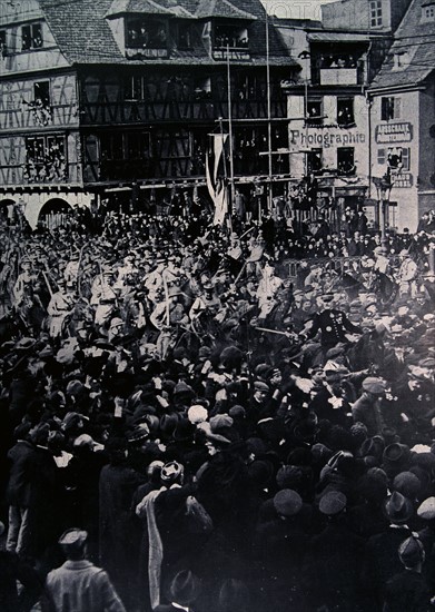 French troops march through Strassbourg liberated in WWI