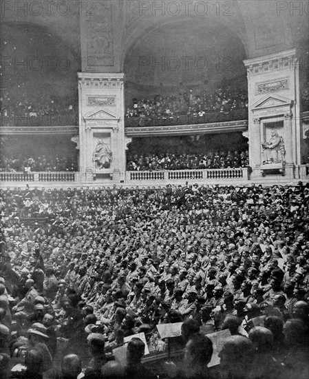 sorbonne, Paris, august 1919 a commemoration of the war dead is held