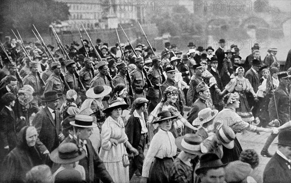 Czech troops arrive back from WWI in Prague;   1918