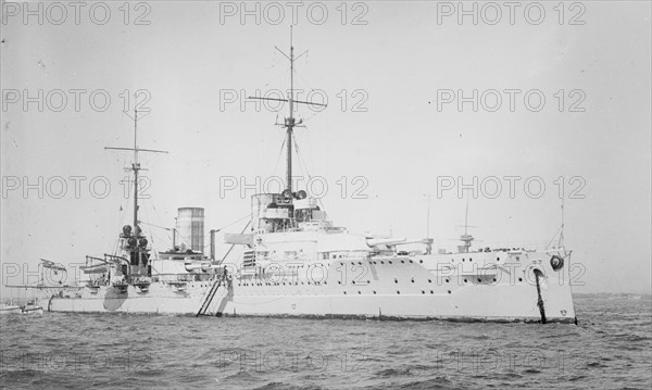 Germany's first battle cruiser; von der Tann in World War I 1914