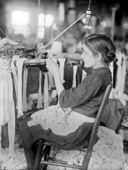 sweatshop worker in the Cherokee Hosiery Mill; Rome; Georgia; USA 1913