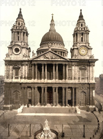 Hand coloured photograph of St Paul's Cathedral