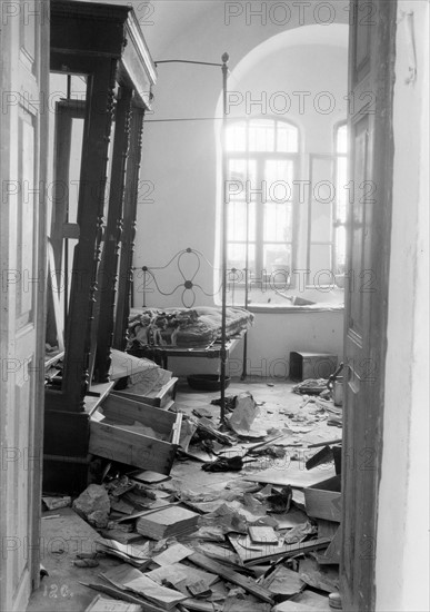 Photograph of Jewish home plundered by Arab rioters