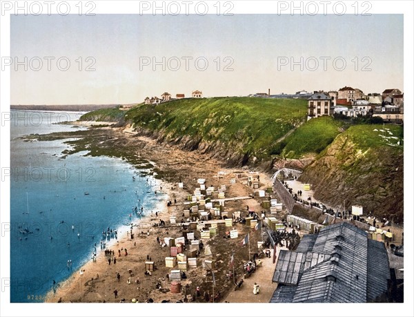 Colour photograph of the beach in Gransville