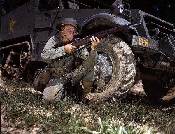 A young soldier of the US armored forces