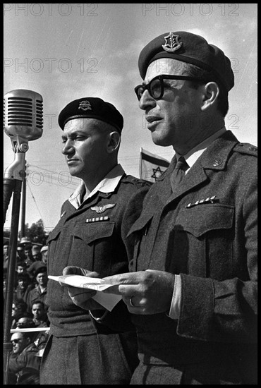 Israeli army chief staff , Zvi Zur and General Chaim Barlev