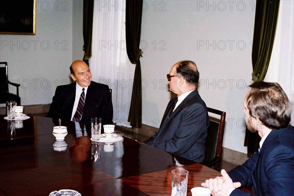 NATO Secretary General , meeting with President Wojciech Jaruzelski