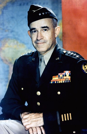 Colour photograph of Lieutenant General Omar Bradley