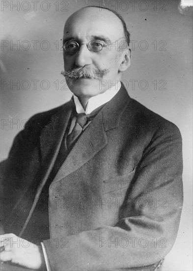 Mexican politician and lawyer José Lopéz Portillo y Rojas