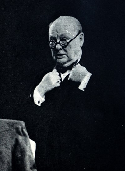 Photograph of Winston Churchill whilst inaugurating the congress of Europe