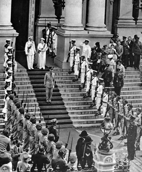 King George V and Queen Elizabeth open the South African parliament in Cape town 1947