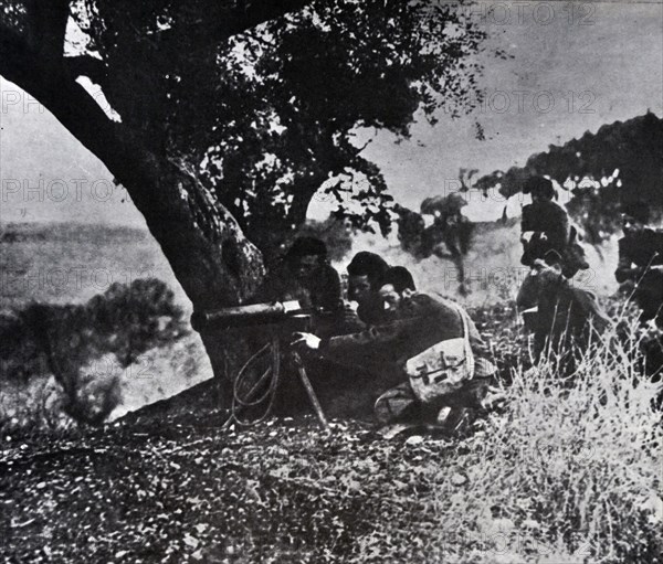 Photograph of Spanish troops during the Spanish Civil War