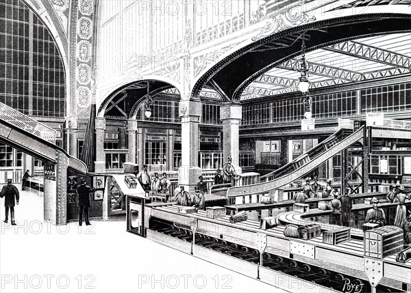 The luggage conveyor belts at the Gare d'Orleans, Paris