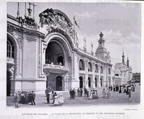 Photograph of the Palace of Decorative Arts