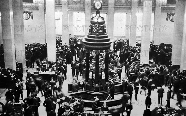 Lloyd's, the underwriters' room