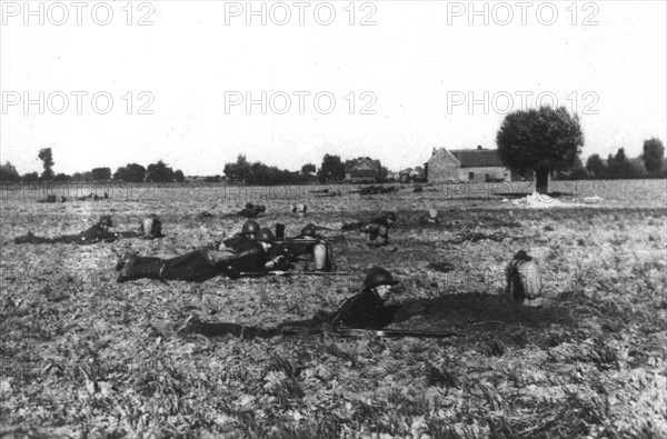 France, the French front, infantry during an attack