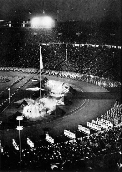 Berlin Olympic Games, Night show on the stadium