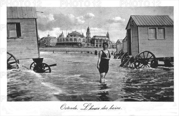 Ostende, l'heure du bain, carte postale